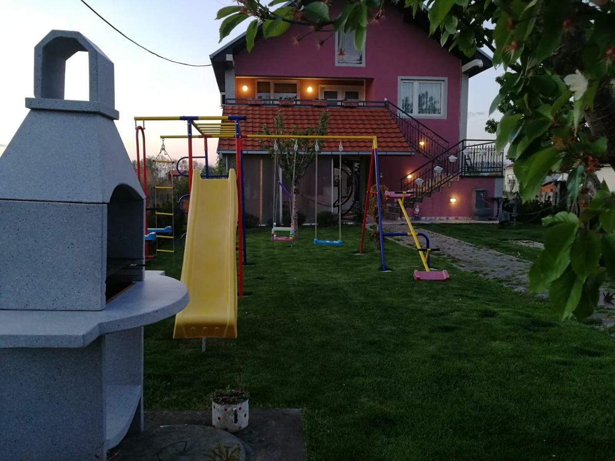 Apartments "Predah Kod Baraca" Nis Exterior photo
